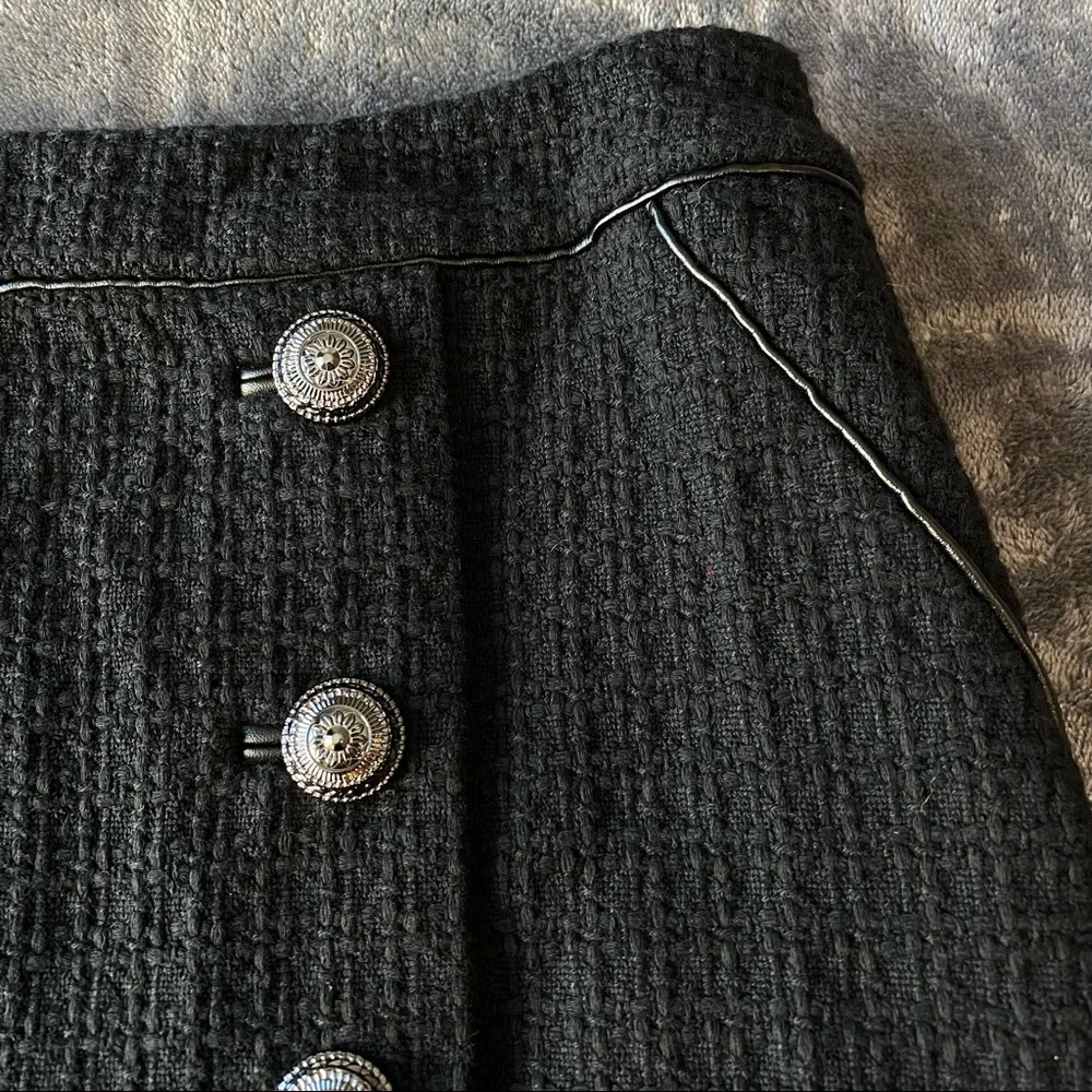 White House Black Market Black Large Button Tweed and faux leather Skirt size 8 - Picture 3 of 12